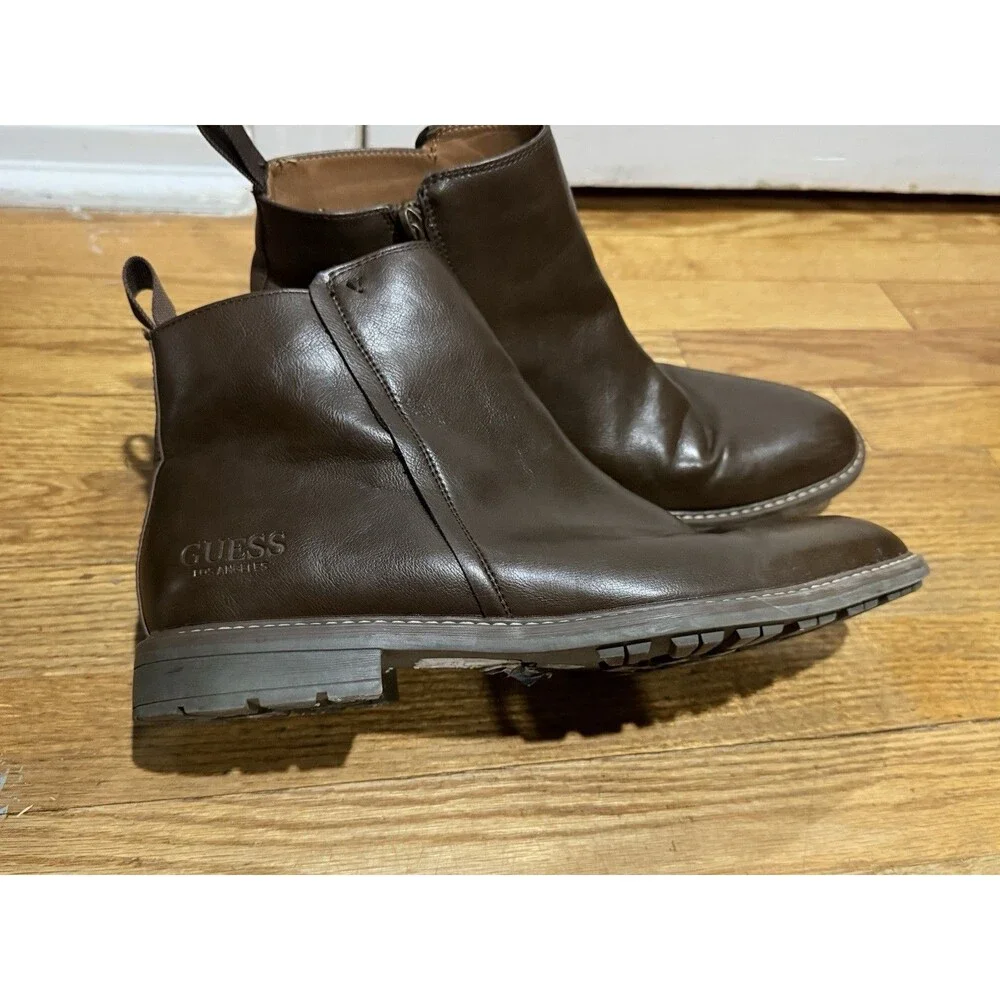 Guess men brown